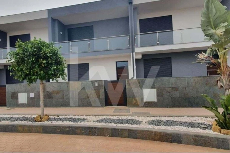 Moradia T3 para Venda em Albufeira e Olhos de Água Foto 50