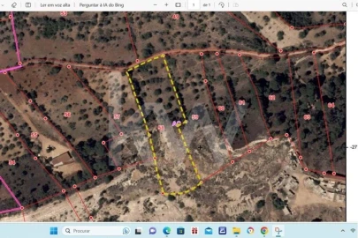 Terreno para Venda em Paderne