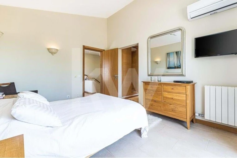 Prédio para Venda em Estômbar e Parchal Foto 22