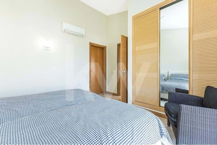 Prédio para Venda em Estômbar e Parchal Foto 28