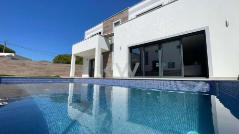 Moradia T3 para Venda em Albufeira e Olhos de Água