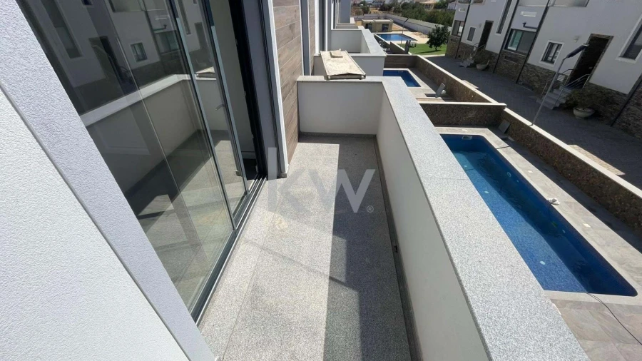 Moradia T3 para Venda em Albufeira e Olhos de Água Foto 23