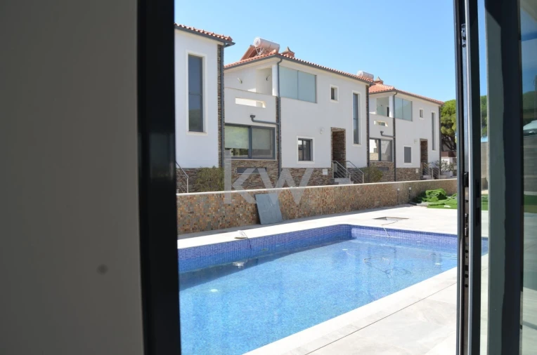 Moradia T3 para Venda em Albufeira e Olhos de Água Foto 3