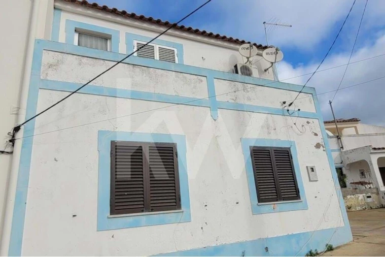 Moradia T3 para Venda em Boliqueime Foto 3