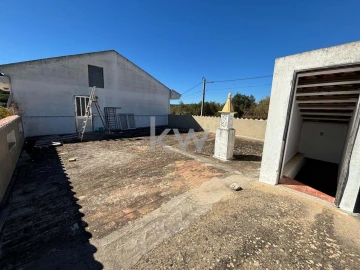 Moradia T5 para Venda em Loule (São Clemente)