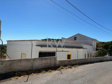 Moradia T5 para Venda em Loule (São Clemente)