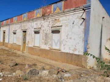 Moradia T6 para Venda em São Silvestre