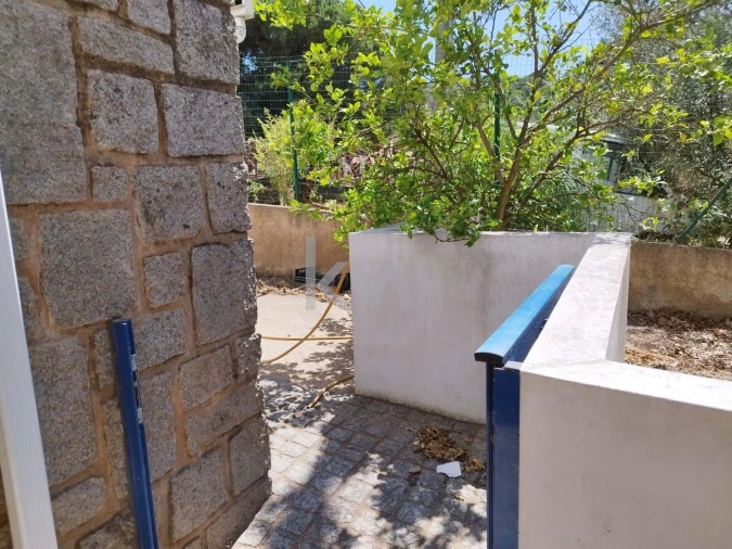 Apartamento T2 para Venda em Monchique Foto 26