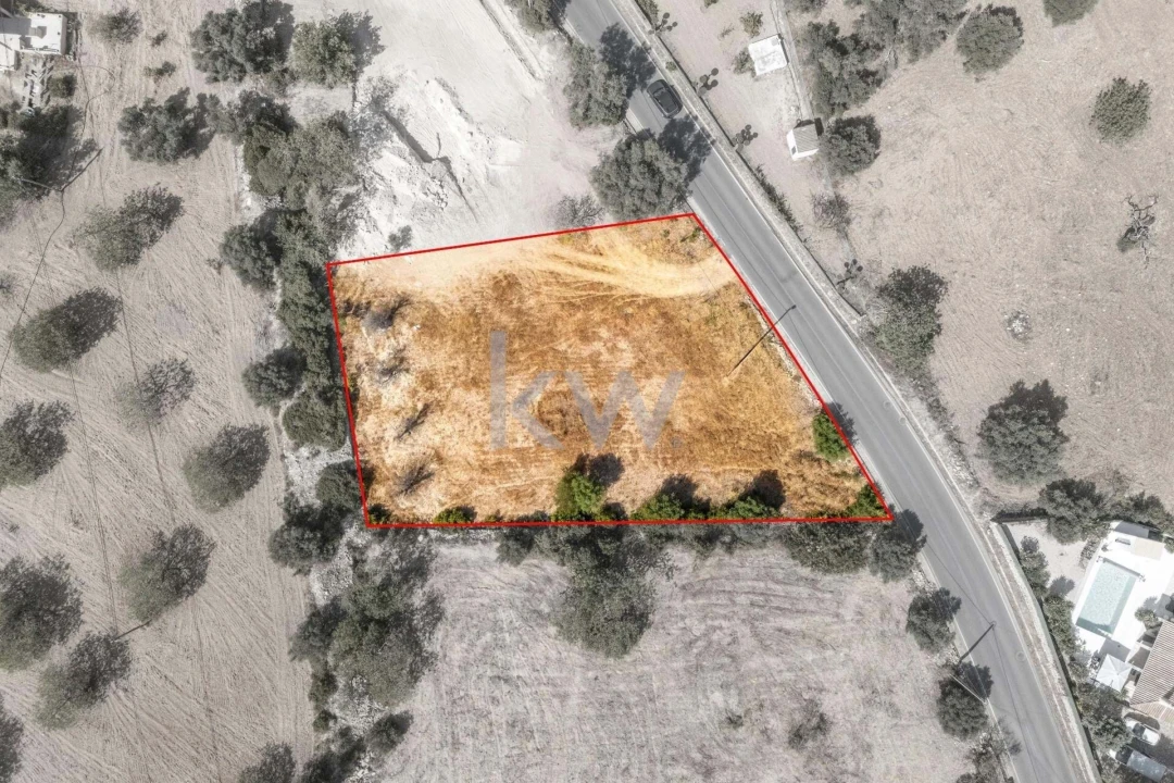 Terreno para Venda em Santa Barbara de Nexe Foto 8