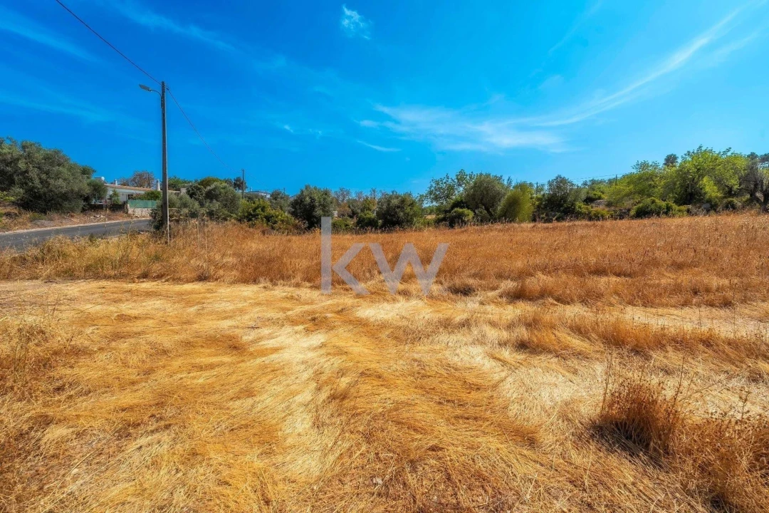Terreno para Venda em Santa Barbara de Nexe Foto 22