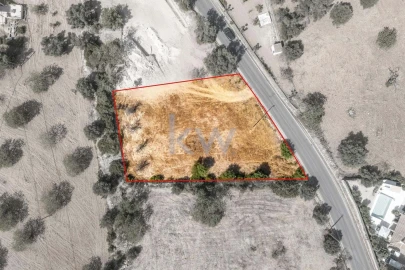 Terreno para Venda em Santa Barbara de Nexe