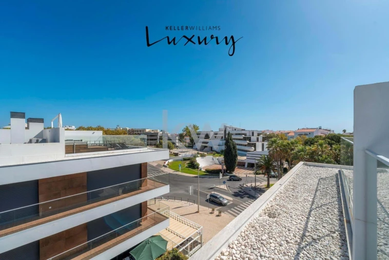 Apartamento T3 para Venda em Albufeira e Olhos de Água Foto 52