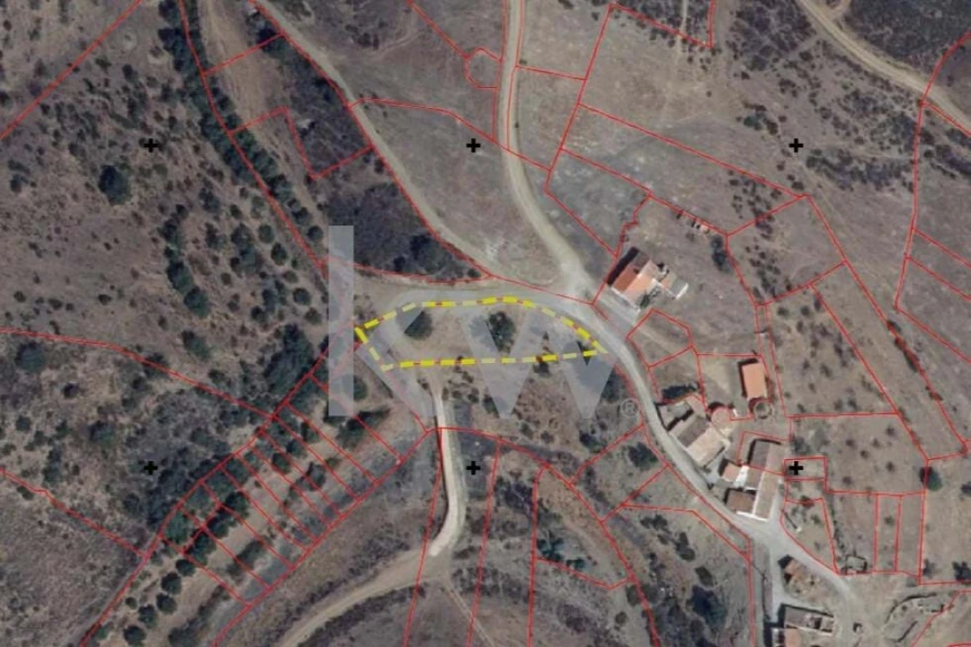 Terreno para Venda em Martim Longo Foto 4