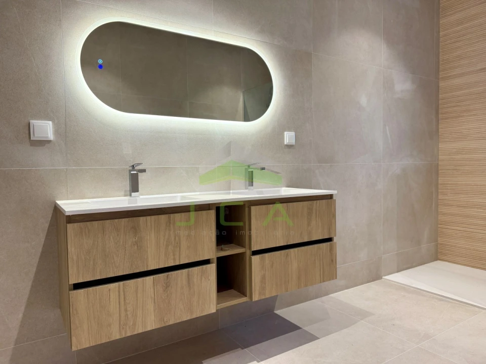 Moradia T3 para Venda em Leiria, Pousos, Barreira e Cortes Foto 14