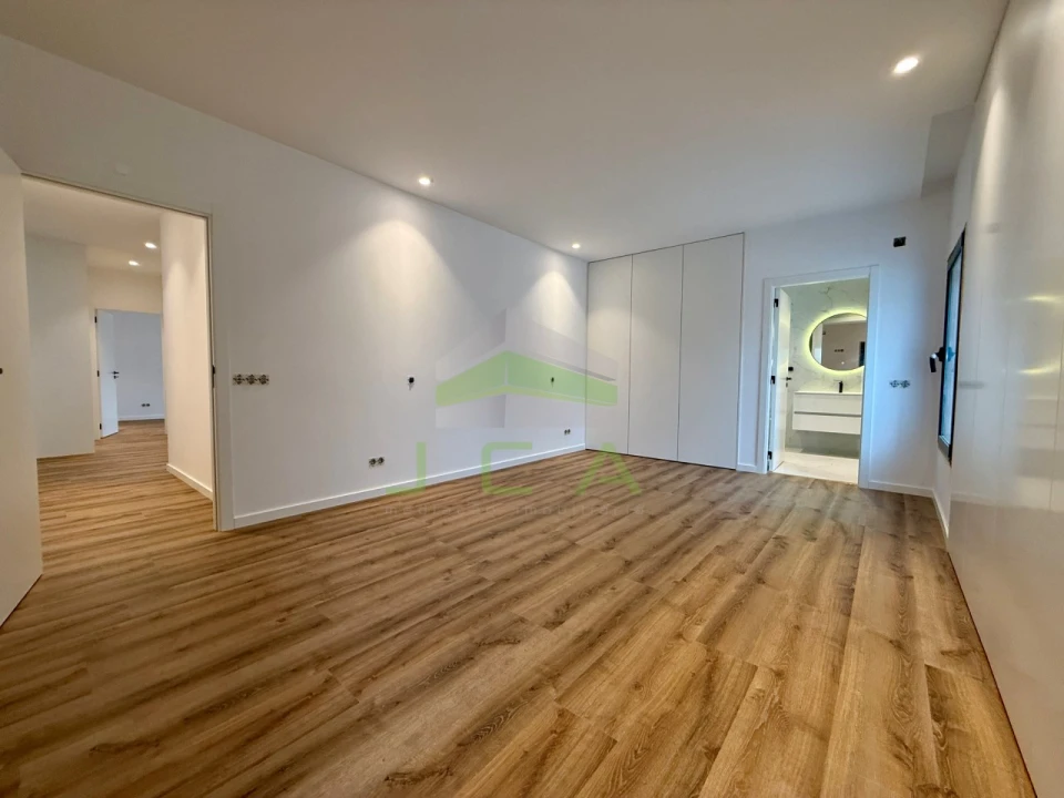 Moradia T3 para Venda em Leiria, Pousos, Barreira e Cortes Foto 21