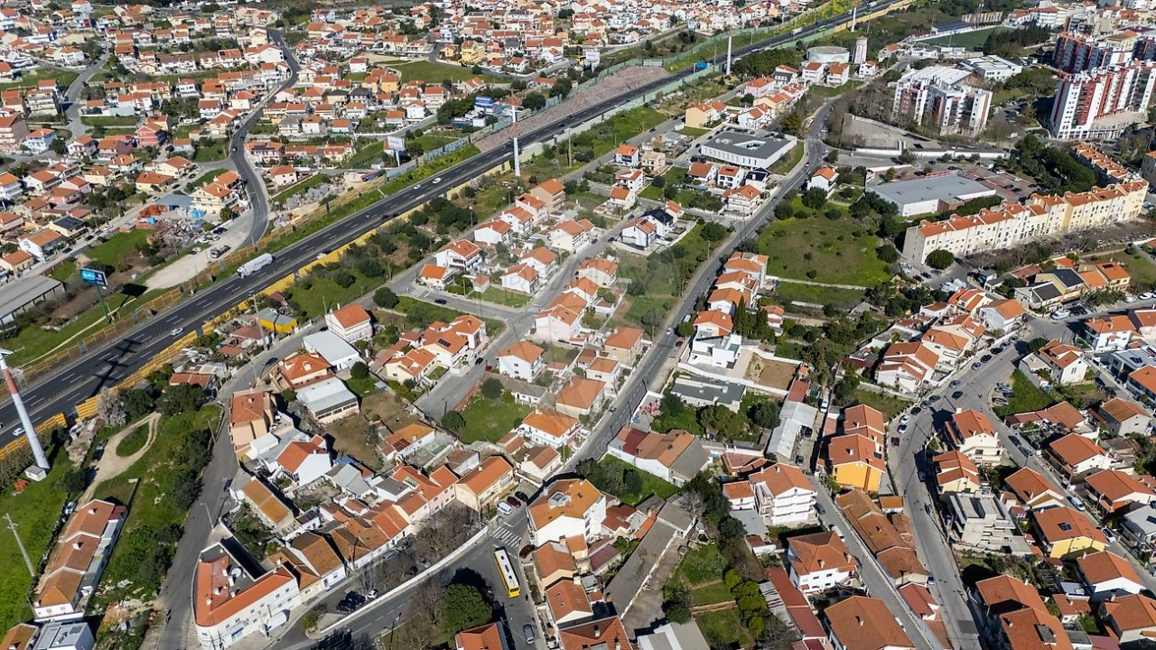 Moradia T3 para Venda em Santa Iria de Azoia, São João da Talha e Bobadela Foto 20