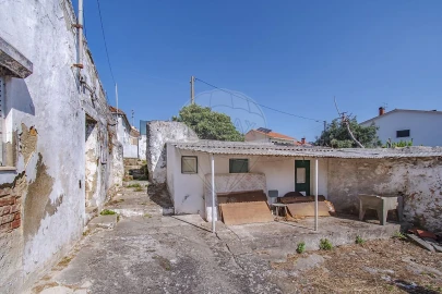 Moradia T3 para Venda em Santa Iria de Azoia, São João da Talha e Bobadela