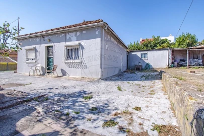 Moradia T3 para Venda em Santa Iria de Azoia, São João da Talha e Bobadela