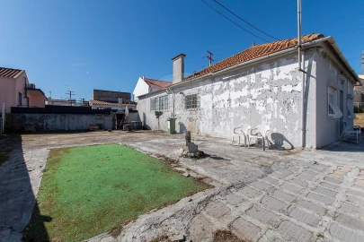 Moradia T3 para Venda em Santa Iria de Azoia, São João da Talha e Bobadela