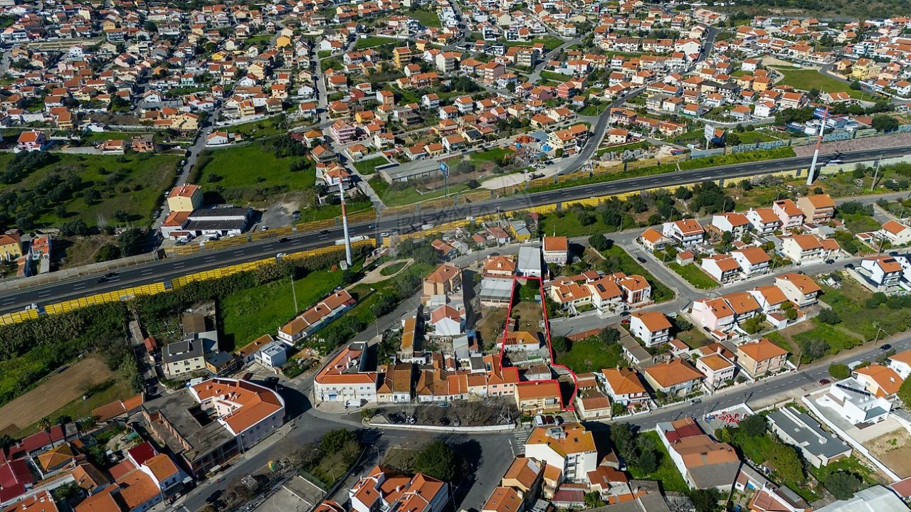 Moradia T3 para Venda em Santa Iria de Azoia, São João da Talha e Bobadela Foto 19