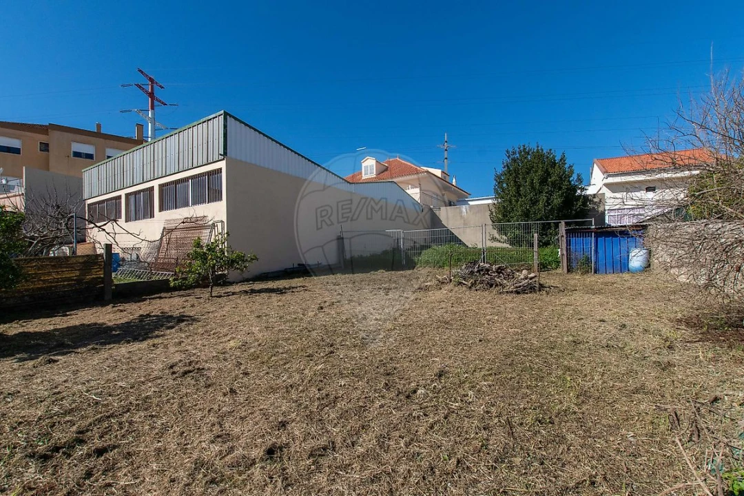 Moradia T3 para Venda em Santa Iria de Azoia, São João da Talha e Bobadela Foto 28