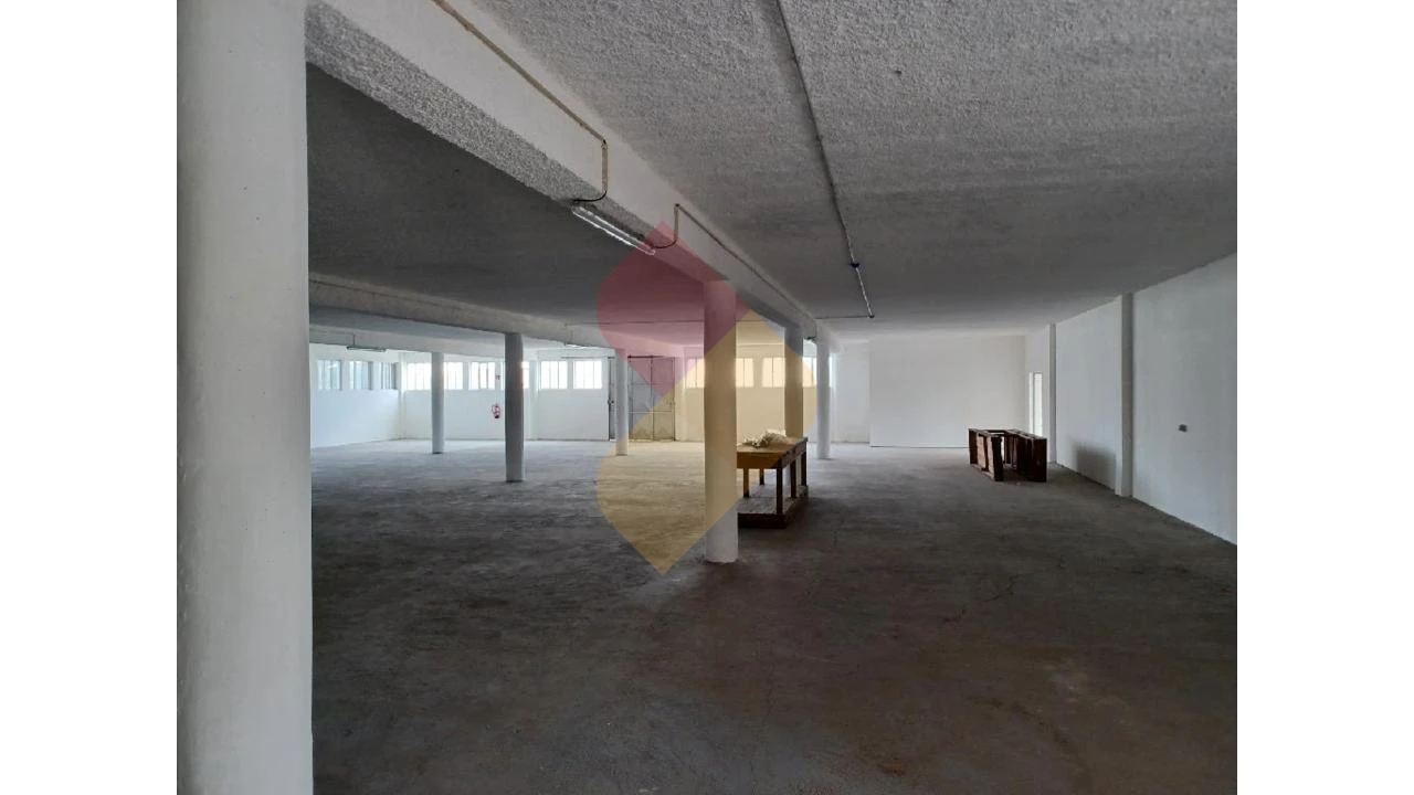 Armazém para Venda em Mangualde, Mesquitela e Cunha Alta Foto 5