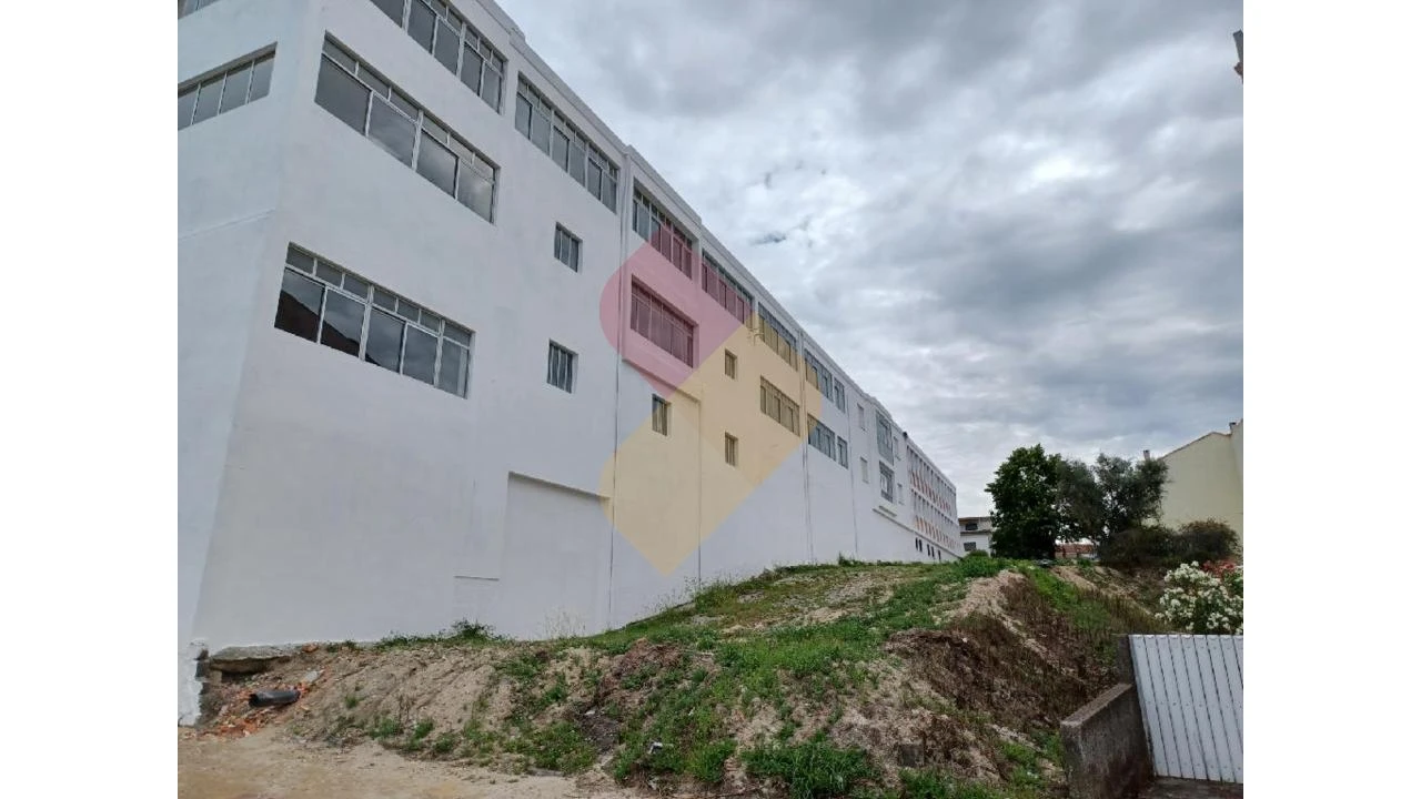 Armazém para Venda em Mangualde, Mesquitela e Cunha Alta Foto 10