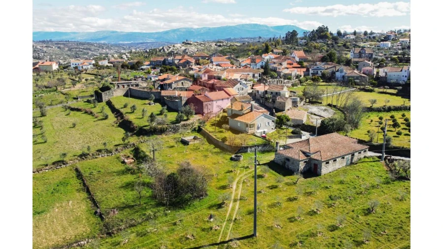 Terreno para Venda em Travanca de Lagos