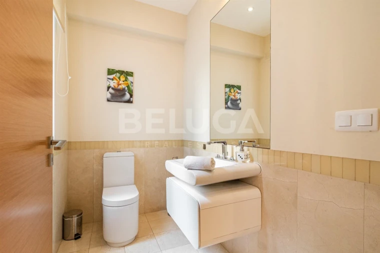 Moradia T4 para Venda em Funchal (Santa Maria Maior) Foto 15