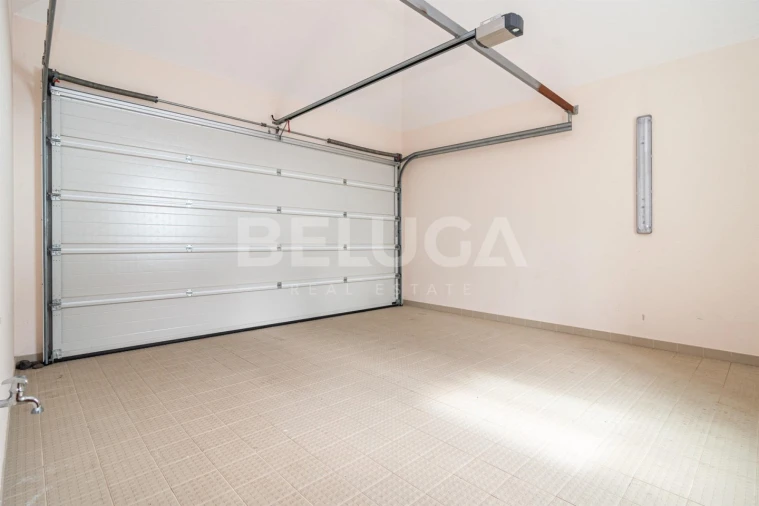 Moradia T4 para Venda em Funchal (Santa Maria Maior) Foto 6