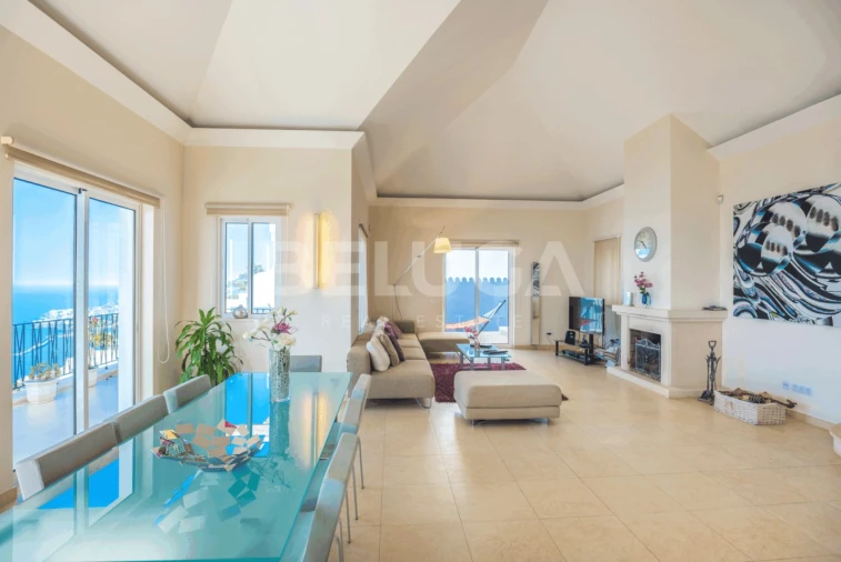 Moradia T4 para Venda em Funchal (Santa Maria Maior) Foto 28