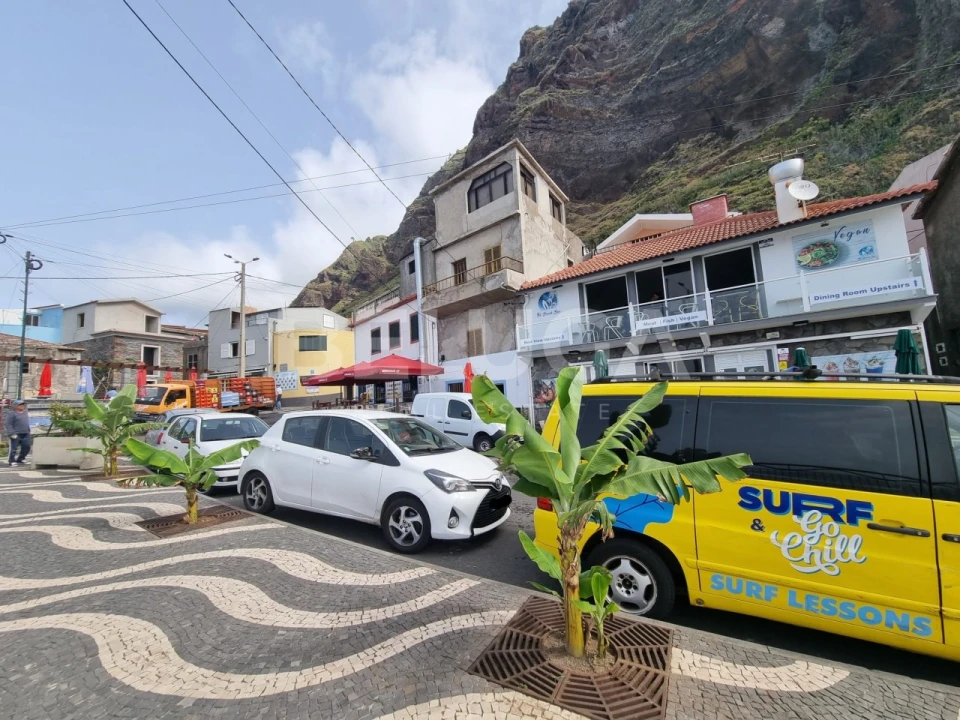 Terreno para Venda em Paul do Mar Foto 64