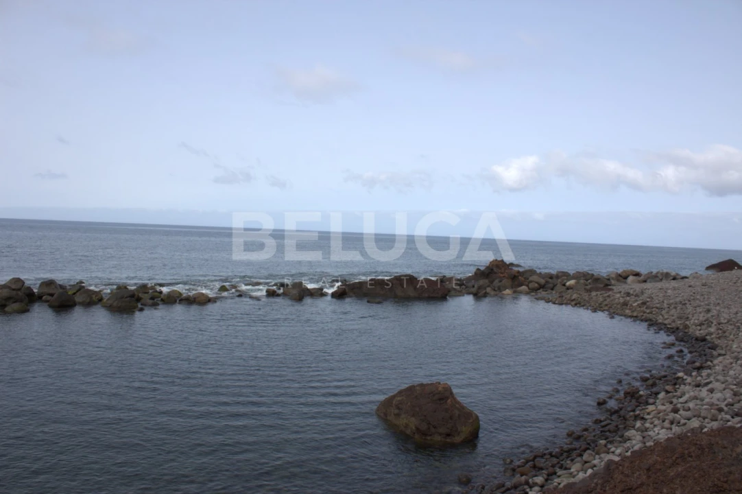 Terreno para Venda em Paul do Mar Foto 71