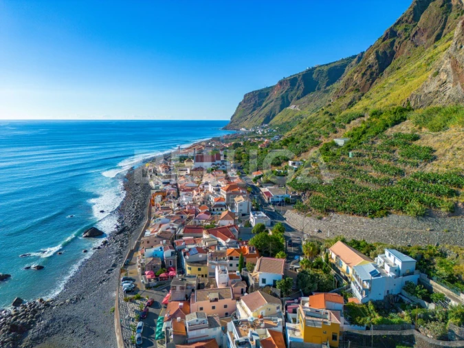 Terreno para Venda em Paul do Mar Foto 27