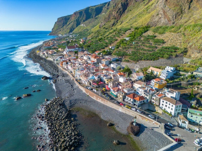 Terreno para Venda em Paul do Mar Foto 34