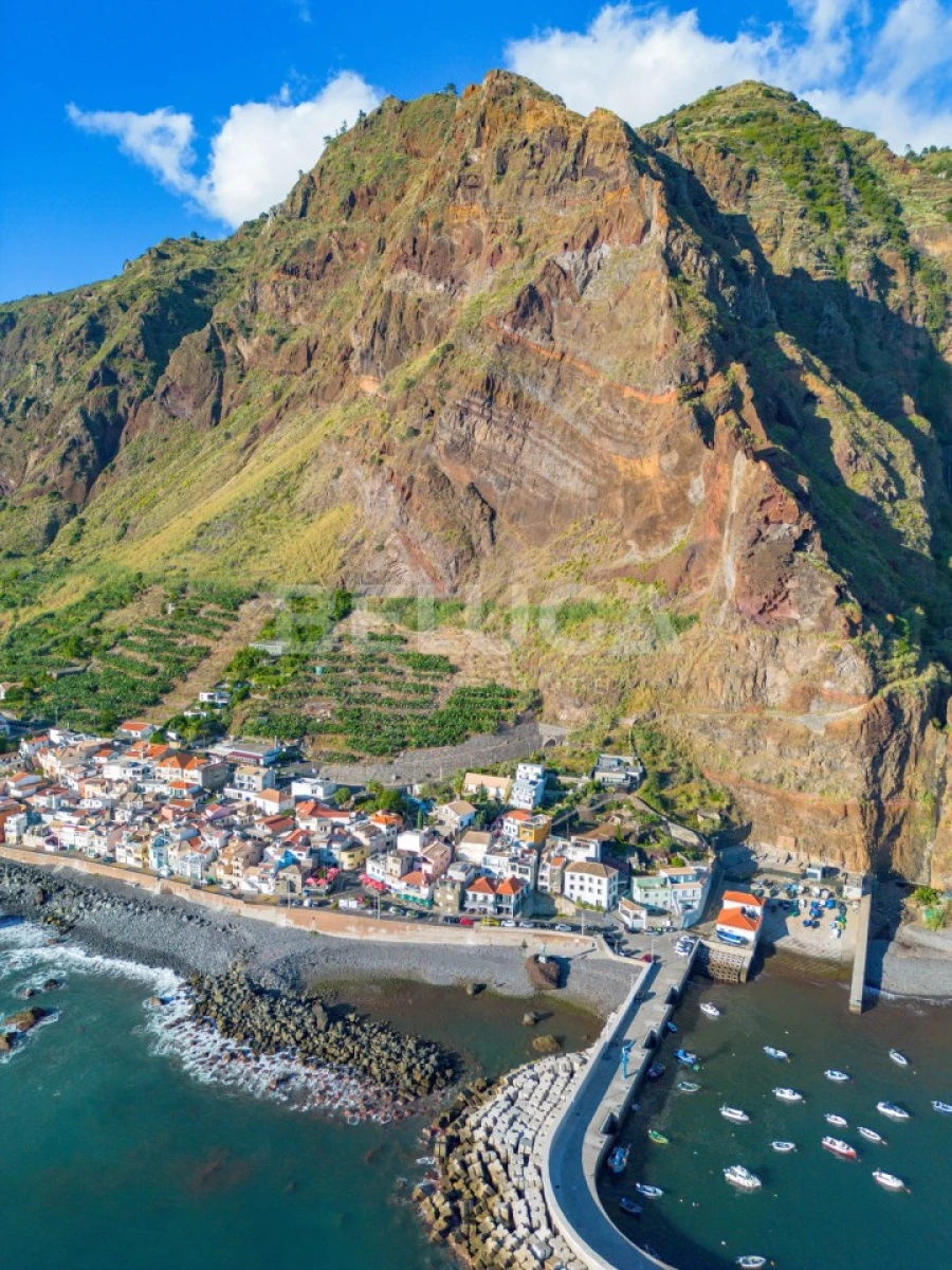 Terreno para Venda em Paul do Mar Foto 31