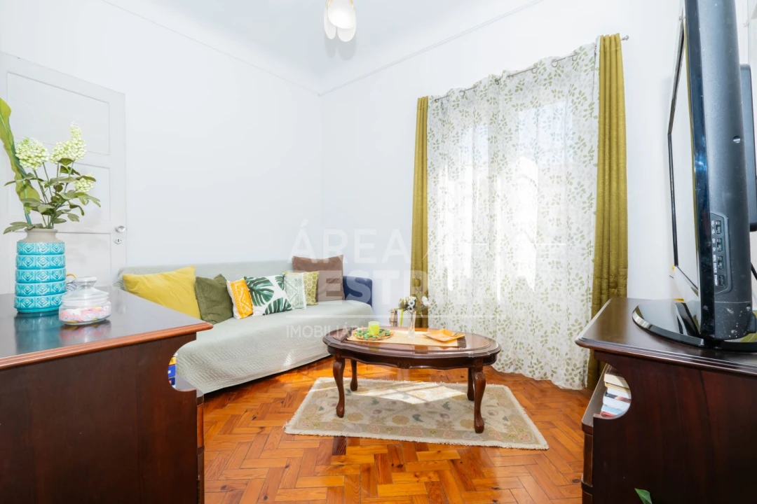Apartamento T3 para Venda em Campo de Ourique Foto 14