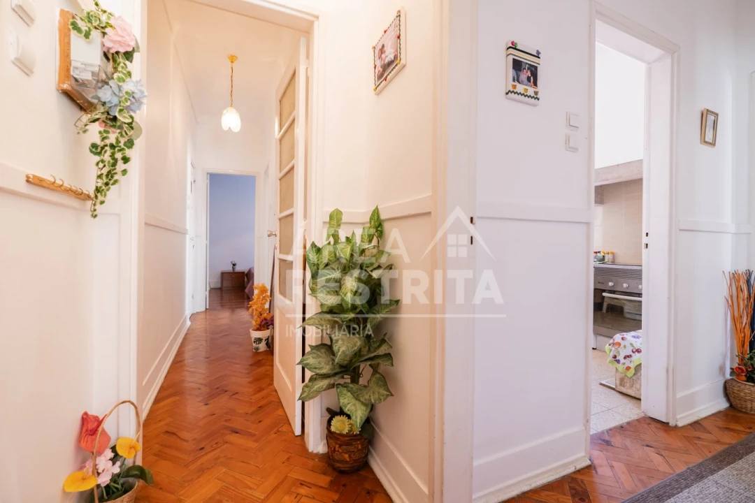 Apartamento T3 para Venda em Campo de Ourique Foto 22
