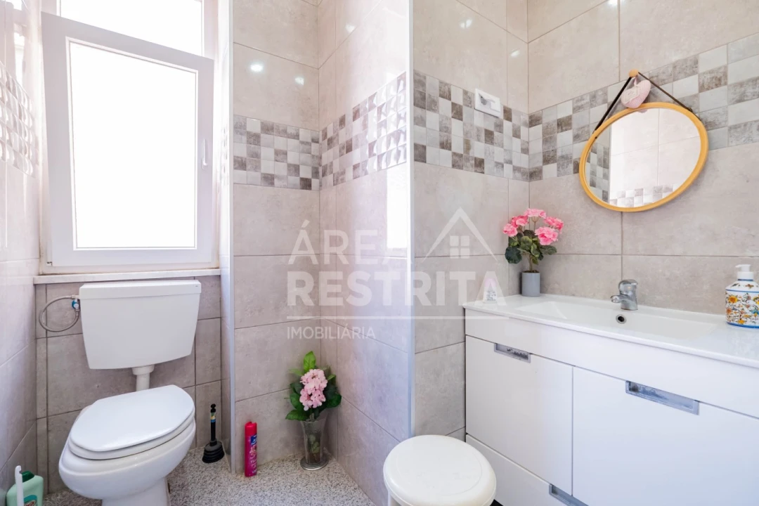 Apartamento T3 para Venda em Campo de Ourique Foto 25