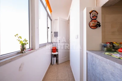 Apartamento T3 para Venda em Campo de Ourique