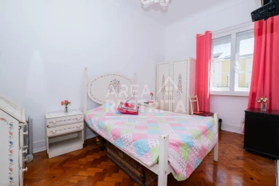 Apartamento T3 para Venda em Campo de Ourique