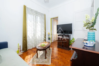 Apartamento T3 para Venda em Campo de Ourique