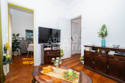 Apartamento T3 para Venda em Campo de Ourique
