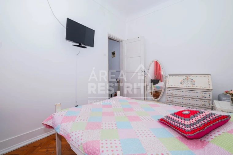 Apartamento T3 para Venda em Campo de Ourique Foto 12