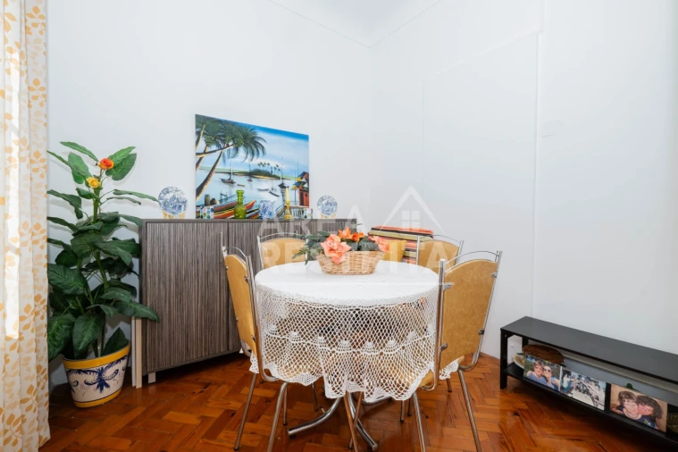 Apartamento T3 para Venda em Campo de Ourique Foto 18