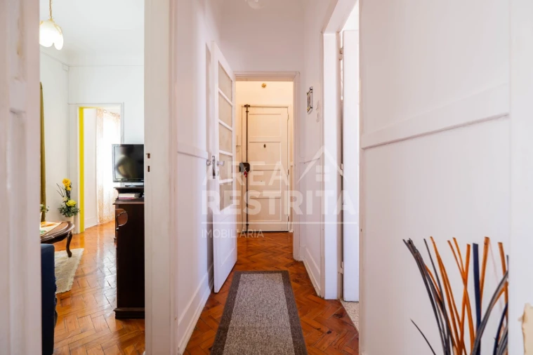 Apartamento T3 para Venda em Campo de Ourique Foto 20