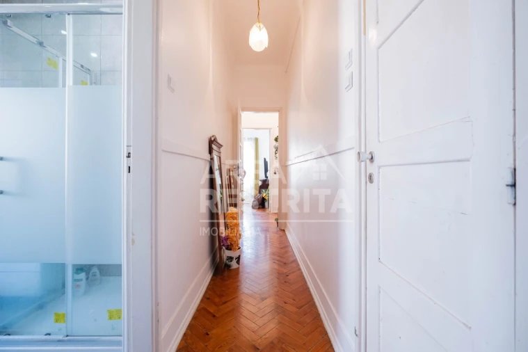 Apartamento T3 para Venda em Campo de Ourique Foto 29