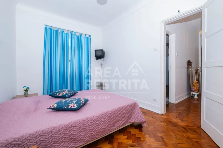 Apartamento T3 para Venda em Campo de Ourique Foto 30