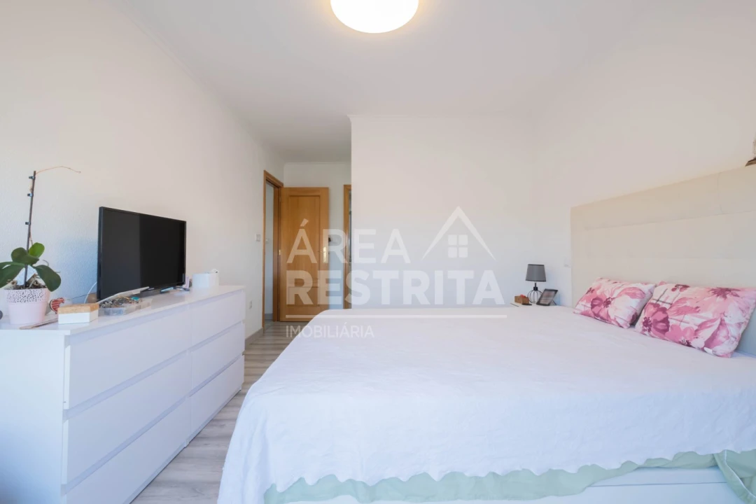 Apartamento T3 para Venda em Alhos Vedros Foto 25