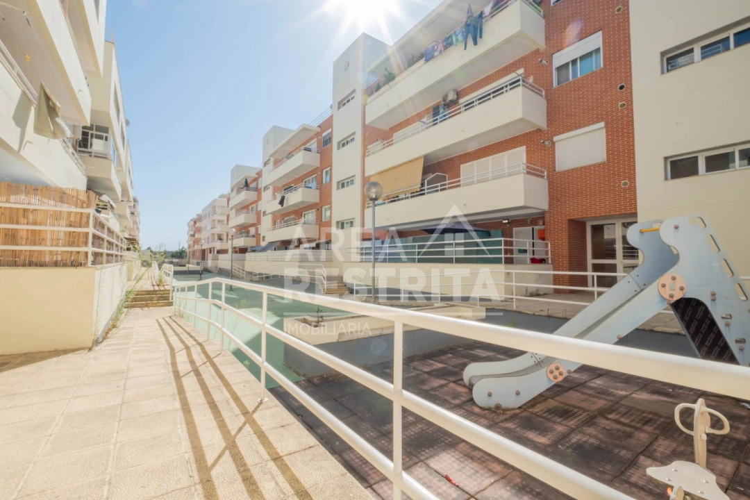 Apartamento T3 para Venda em Alhos Vedros Foto 46